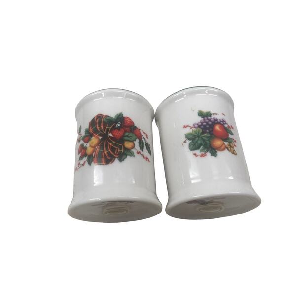 Vintage William James Ceramic Porcelain Holiday Fall Salt And Pepper Shaker - Picture 16 of 16